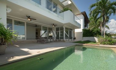 Casa en Venta, Los Canales, Puerto Cancún, Cancún