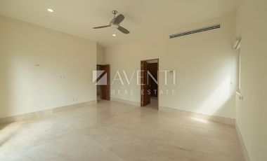 Casa en Venta, Los Canales, Puerto Cancún, Cancún