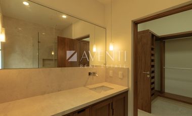 Casa en Venta, Los Canales, Puerto Cancún, Cancún