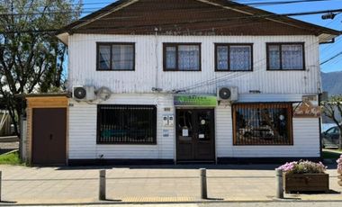 VENTA AMPLIO TERRENO CON CASA, CENTRO DE FUTRONO