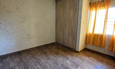 Vendo Casa de dos Habitaciones en Tanti