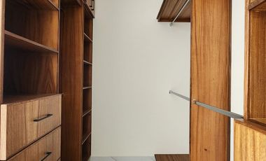 Casa nueva en venta de 5 recamaras en Solares Residencial Zapopan