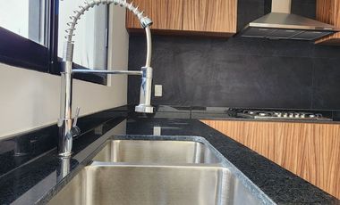 Casa nueva en venta de 5 recamaras en Solares Residencial Zapopan