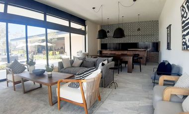 Casa nueva en venta de 5 recamaras en Solares Residencial Zapopan