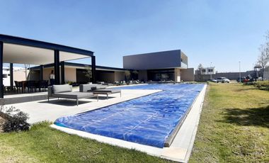 Casa nueva en venta de 5 recamaras en Solares Residencial Zapopan