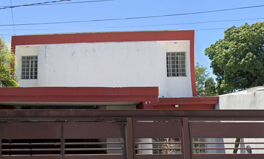 CASA EN VENTA EN LOS PINOS MERIDA YUCATAN DE REMATE