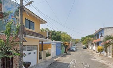 AC10 CASA EN VENTA EN CALLE JOSEFA ORTIZ DE DOMINGUEZ BOCA DEL RIO VERACRUZ