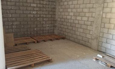 ** Chacras de la Primavera – TANTI **Se vende galpón**