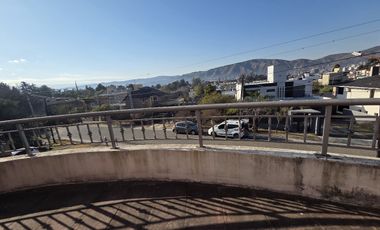 Vendo Casa de Categoría en B* Becciu