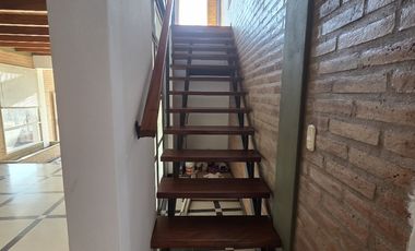 Vendo Casa de Categoría en B* Becciu