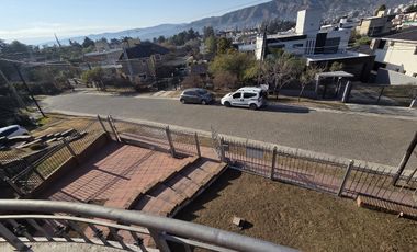 Vendo Casa de Categoría en B* Becciu