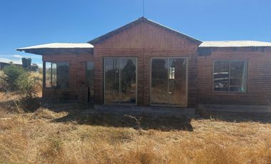 Se vende Parcela con casa en Marchigue