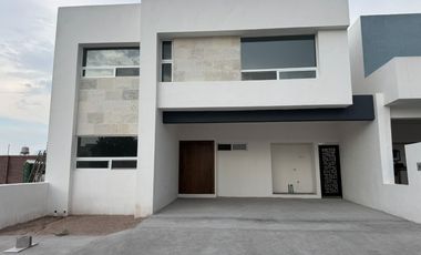 venta de casa en fraccionamiento privadas de Santiago Saltillo Coahuila