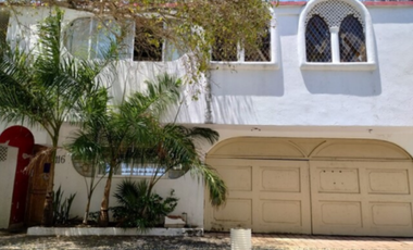 CASA EN VENTA EN LAS PLAYAS ACAPULCO GUERRERO AD15