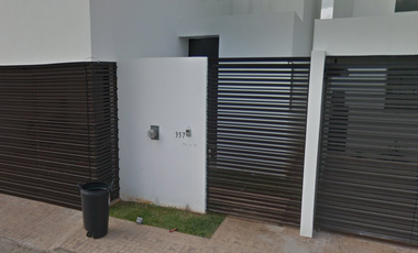 CASA A LA VENTA EN MONTEBELLO, MERIDA, YUCATAN, REMATE ADJUDICADO