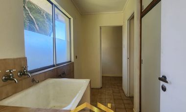 ENCANTADORA CASA EN VILLA SAN PEDRO