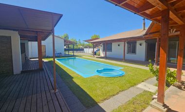 Parcela Linares, Yerbas Buenas / 2 casas, Piscina y Quincho