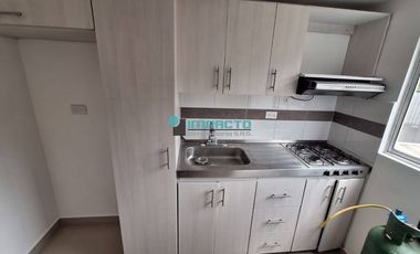 Se arrienda apartamento en el sector de la Tablaza COD-526108