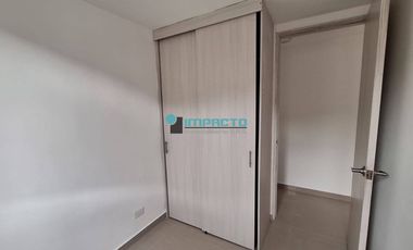 Se arrienda apartamento en el sector de la Tablaza COD-526108