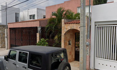 CASA A LA VENTA EN MONTEBELLO, MERIDA, YUCATAN, REMATE ADJUDICADO