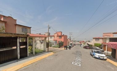 🏠 Casa en recuperación bancaria – Bosque de Capulines 4, Real del Bosque, Tultitlán, Edo. Méx.