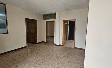 Alquiler departamento planta baja, sector ECU911