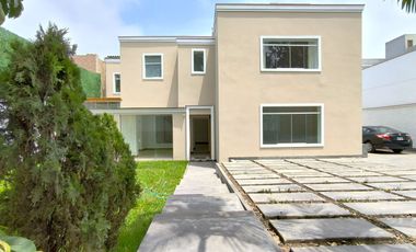 Alquiler De Residencia Amplia Y En Perfecto Estado, En San Isidro