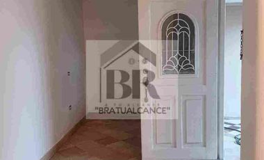 Urdesa Central – Alquilo casa amplia con suite y Terraza amplia excelente garaje para 2 carros