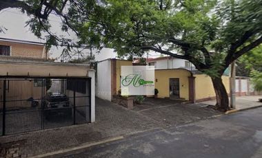 CASA EN REMATE SANTA MARIA TEPAPAN XOCHIMILCO