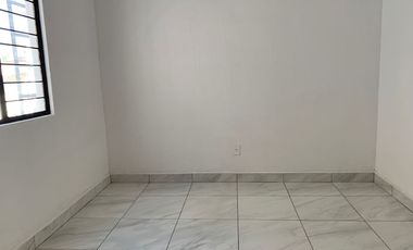 CASA EN RENTA COL. PARQUES DEL AUDITORIO, ZAPOPAN