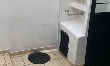 CASA EN RENTA COL. PARQUES DEL AUDITORIO, ZAPOPAN