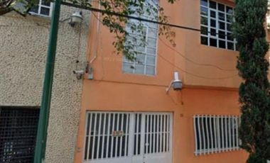 CASA EN REMATE CUAUHTEMOC