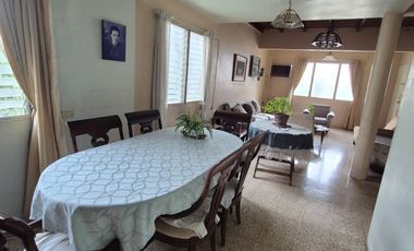 Departamento en Alquiler en Urdesa Central, Planta Baja, 2 Habitaciones, 2 Baños, Garaje, Sin Amoblar