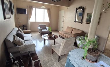 Departamento en Alquiler en Urdesa Central, Planta Baja, 2 Habitaciones, 2 Baños, Garaje, Sin Amoblar