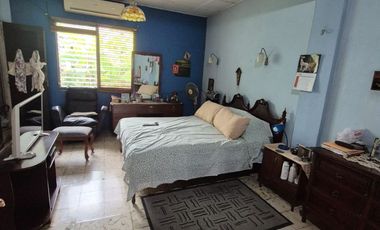 Departamento en Alquiler en Urdesa Central, Planta Baja, 2 Habitaciones, 2 Baños, Garaje, Sin Amoblar