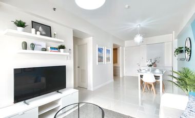 Fully Furnished 2 Bed Unit with Bay View For Rent