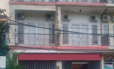 FOR SALE! 3-STOREY COMMERCIAL BUILDING – RAYA SEMER KEROBOKAN, NORTH KUTA