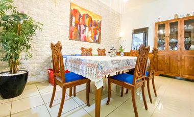 FOR SALE – CLASSIC MODERN 2-STOREY HOUSE IN UNGASAN, SOUTH KUTA, BALI Elegant Design - Private Pool - Prime Location Near Melasti & GWK