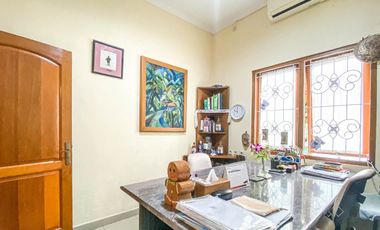 FOR SALE – CLASSIC MODERN 2-STOREY HOUSE IN UNGASAN, SOUTH KUTA, BALI Elegant Design - Private Pool - Prime Location Near Melasti & GWK