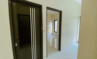 RUMAH SIAP HUNI, TANAH LUAS, 6 MENIT DARI RS BHAYANGKARA