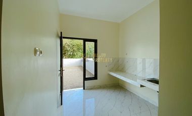 RUMAH SIAP HUNI, TANAH LUAS, 6 MENIT DARI RS BHAYANGKARA