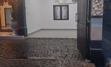 Rumah Nyaman 5 Kamar tidur dekat Kerobokan Badung Bali