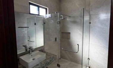 CASA RENTA CARRETERA NACIONAL