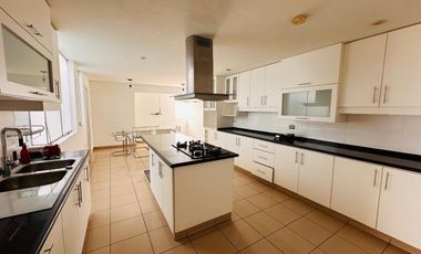 VENTA DE HERMOSO DUPLEX  SUPER FAMILIAR  Y ESPACIOSO