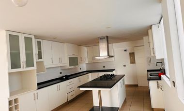 VENTA DE HERMOSO DUPLEX  SUPER FAMILIAR  Y ESPACIOSO