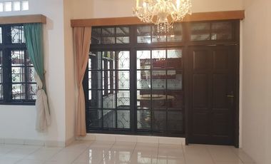 Rumah nyaman siap huni lokasi strategis