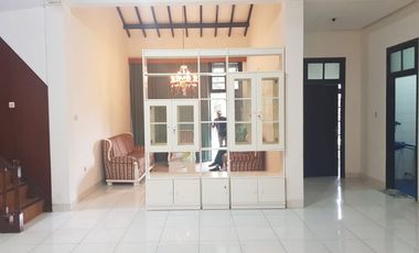 Rumah nyaman siap huni lokasi strategis