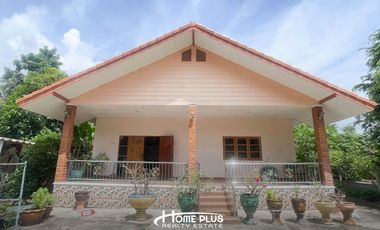 ที่ดินบ้านเดี่ยวชั้นเดียวตำบลเชิงกลัด อำเภอบางระจัน สิงห์บุรี  เนื่อที่ 204 ตารางวา