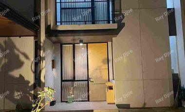 Disewakan Murah Rumah Cantik Cendana Gard'n Semifurnished di Karawaci tangerang