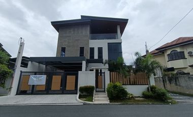 60M Two Storey Residential Unit with Attic and 4 Bedrooms for sale in Merville Paranaque City-JCR